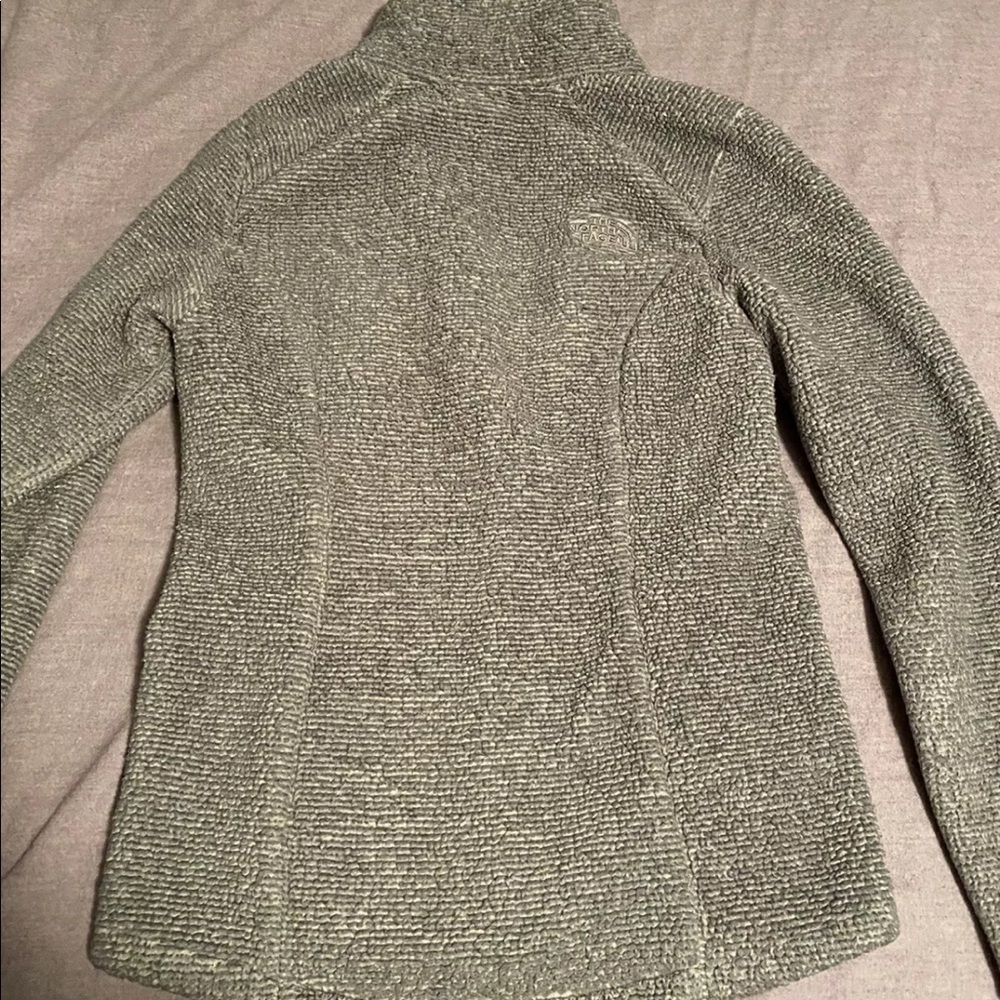 Women north face fleece jacket